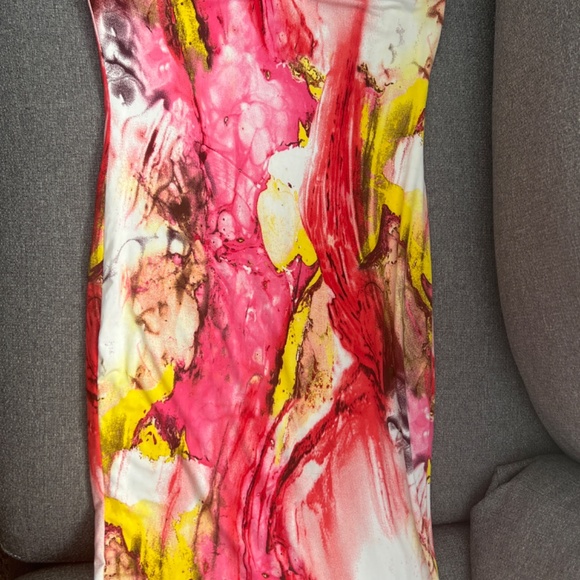 Dress - Picture 2 of 4